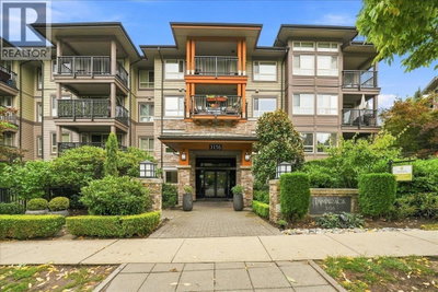 3156 DAYANEE SPRINGS Boulevard | Coquitlam British Columbia | Slide Image Two