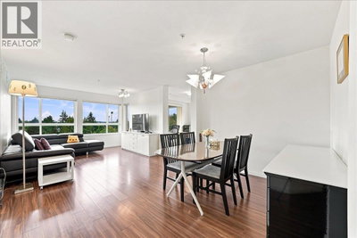 3156 DAYANEE SPRINGS Boulevard | Coquitlam British Columbia | Slide Image Eight