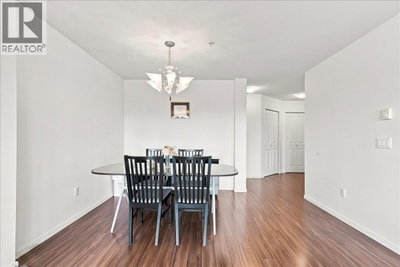 3156 DAYANEE SPRINGS Boulevard | Coquitlam British Columbia | Slide Image Nine