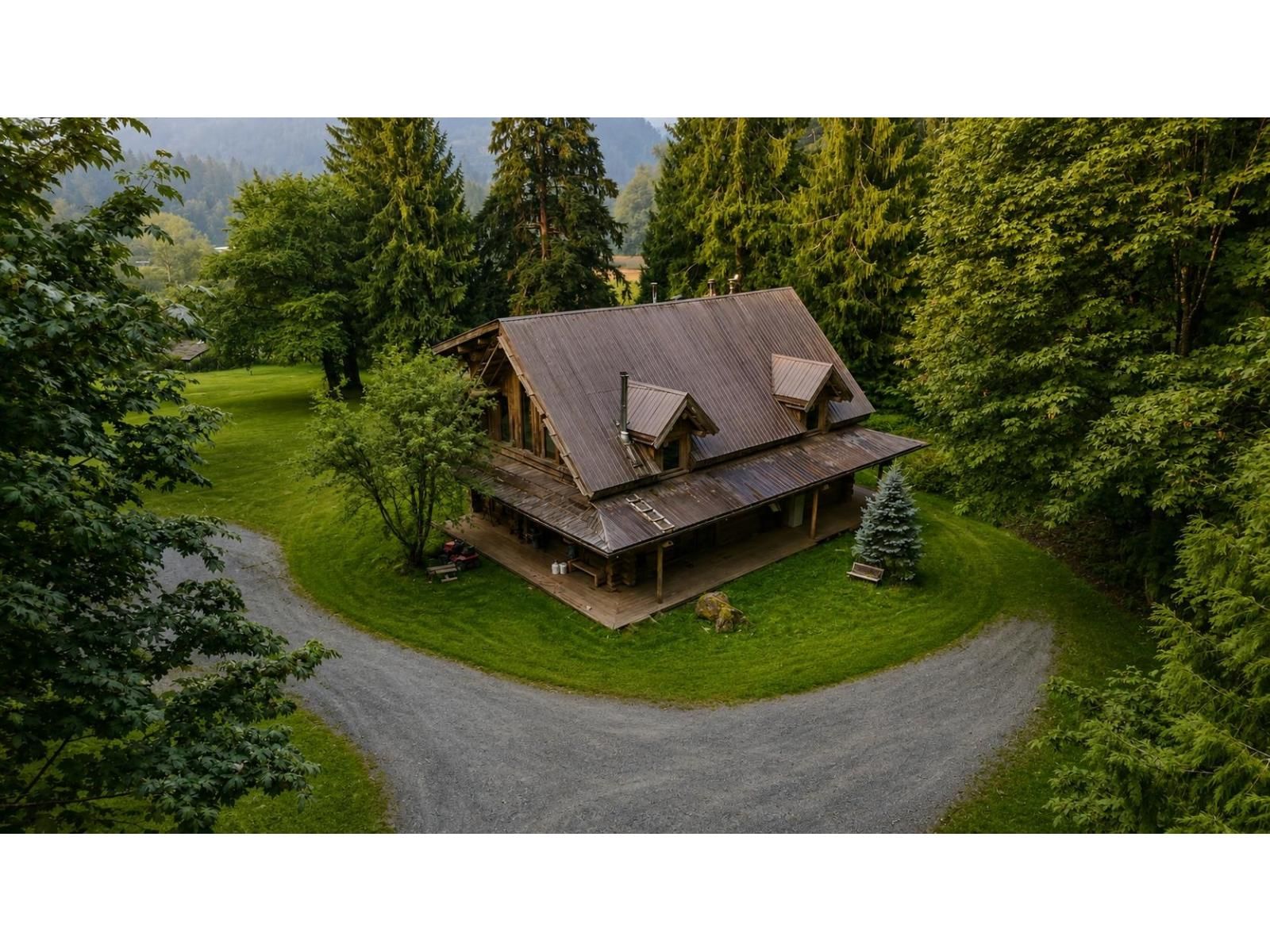 55270 CHILLIWACK BENCH FSR Road, Chilliwack, British Columbia V4Z 1B3