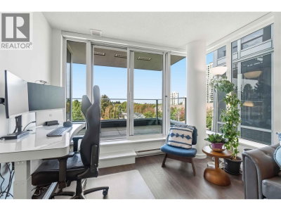5598 ORMIDALE Street | Vancouver British Columbia | Slide Image Eight
