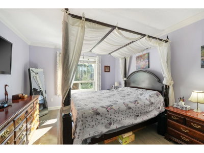 1459 BLACKWOOD Street | White Rock British Columbia | Slide Image Thirteen