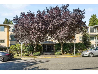 1459 BLACKWOOD Street | White Rock British Columbia | Slide Image Three