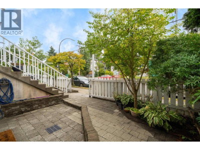 2537 WOODLAND Drive | Vancouver British Columbia | Slide Image Three