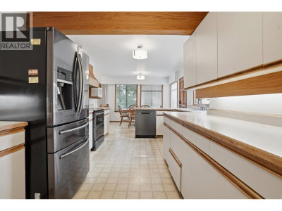 2030 JORDAN Drive | Burnaby British Columbia | Slide Image Five