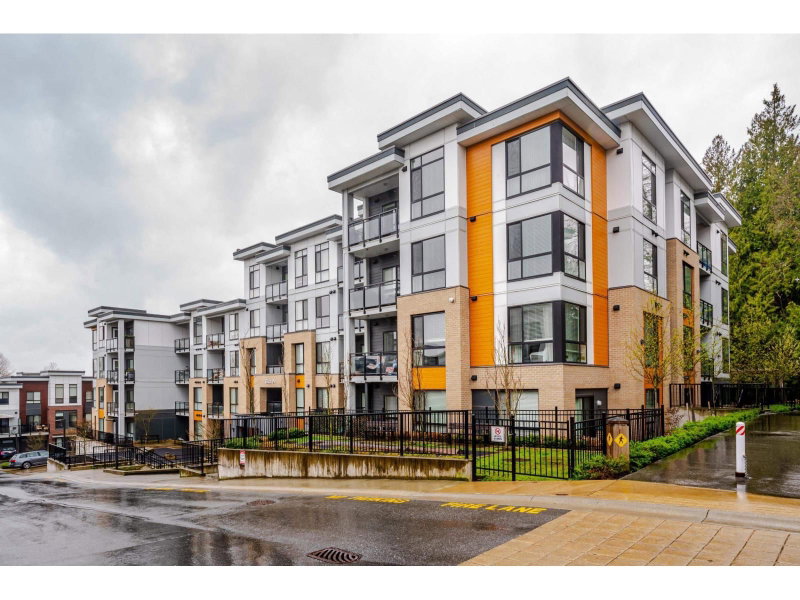20087 68 Avenue Langley British Columbia, V2Y 0Y2 - 1 Bedroom Condo For Sale