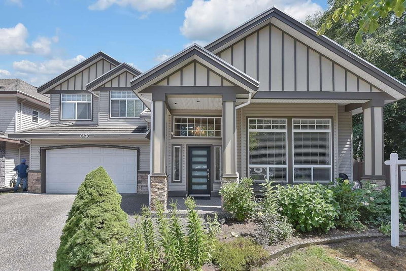 6436 141A Street Surrey British Columbia, V3W 1R5 - 5 Bedrooms Home For Sale