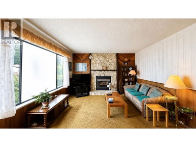 3232 SALT SPRING Avenue | Coquitlam British Columbia | Slide Image Eight