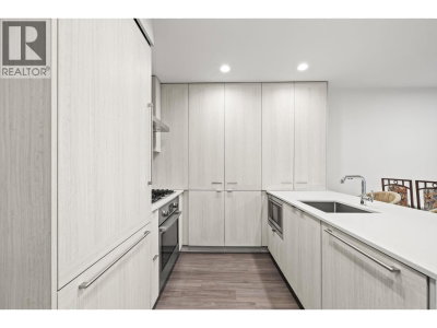 2351 BETA Avenue | Burnaby British Columbia | Slide Image Thirteen