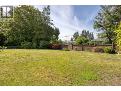929 GROVER Avenue | Coquitlam British Columbia | Slide Image Twenty-seven