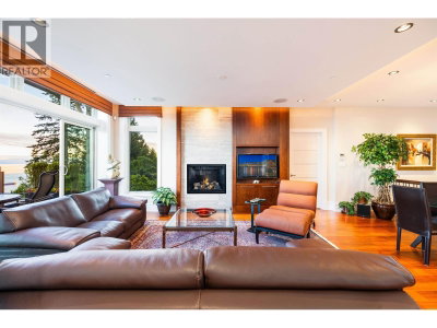 2535 GARDEN Court | West Vancouver British Columbia | Slide Image Eight
