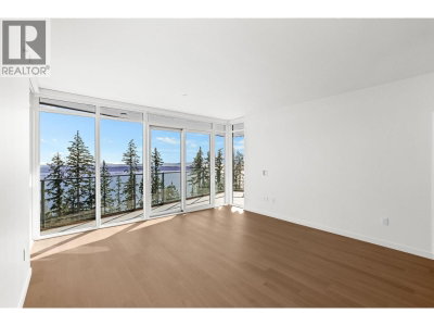 3963 UPLANDS Way | West Vancouver British Columbia | Slide Image Eight