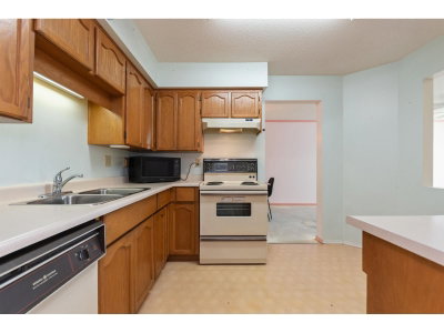 8725 ELM Drive | Chilliwack British Columbia | Slide Image Two