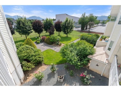 8725 ELM Drive | Chilliwack British Columbia | Slide Image Twenty-seven