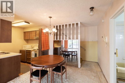 2080 MAPLE Street | Vancouver British Columbia | Slide Image Eight