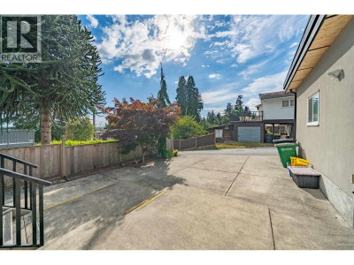 8227 ROYAL OAK Avenue | Burnaby British Columbia | Slide Image Thirty-seven