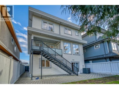 4471 WINDJAMMER Drive | Richmond British Columbia | Slide Image Three