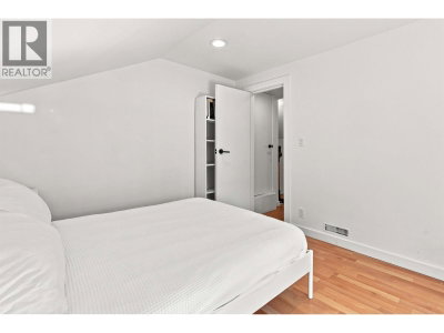 2764 DUNDAS Street | Vancouver British Columbia | Slide Image Twenty-one