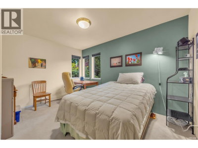 5540 ALMA Street | Vancouver British Columbia | Slide Image Ten