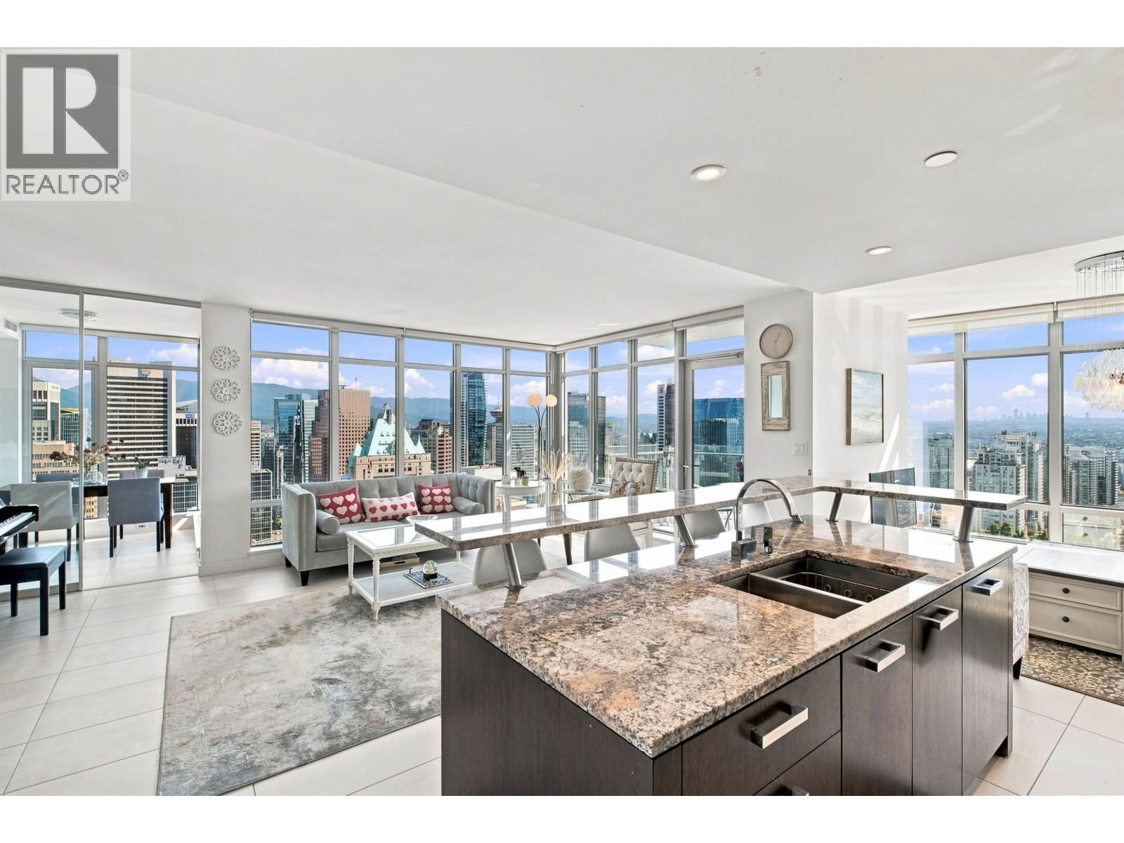 1028 BARCLAY Street, Vancouver, British Columbia V6E 0B1
