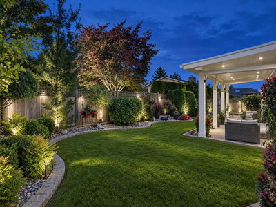 31524 SUNNYSIDE Crescent | Abbotsford British Columbia | Slide Image Thirty-three