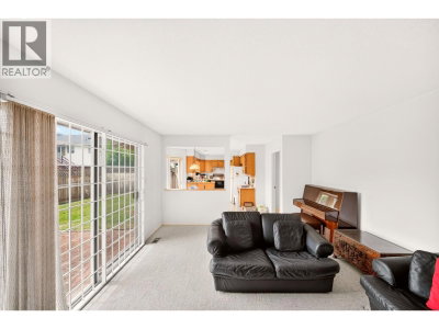 9280 DAYTON Avenue | Richmond British Columbia | Slide Image Fourteen
