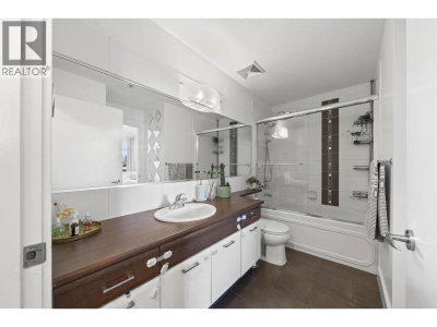6033 KATSURA Street | Richmond British Columbia | Slide Image Eight