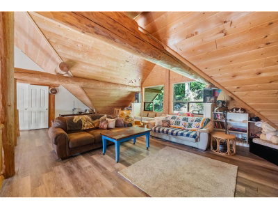 5520 GRAHAM Drive | Chilliwack British Columbia | Slide Image Nineteen