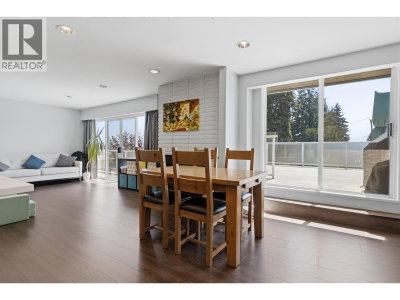 2190 HILLSIDE Avenue | Coquitlam British Columbia | Slide Image Ten