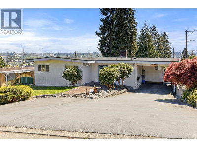 2190 HILLSIDE Avenue | Coquitlam British Columbia | Slide Image Two