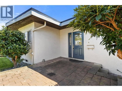 2190 HILLSIDE Avenue | Coquitlam British Columbia | Slide Image Three