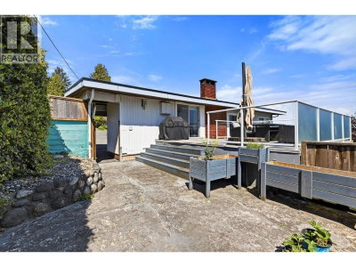 2190 HILLSIDE Avenue | Coquitlam British Columbia | Slide Image Thirty-three