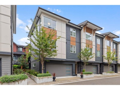 19935 75A Avenue | Langley British Columbia | Slide Image Two
