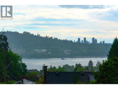 3067 PLYMOUTH Drive | North Vancouver British Columbia | Slide Image Three