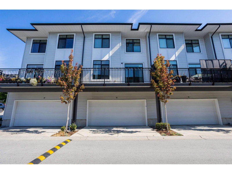 15235 SITKA Drive Surrey British Columbia, V3S 0A9 - 3 Bedrooms Condo For Sale