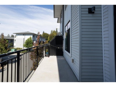 15235 SITKA Drive | Surrey British Columbia | Slide Image Twenty-five