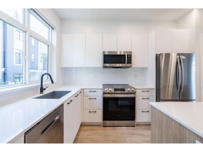 15235 SITKA Drive | Surrey British Columbia | Slide Image Three