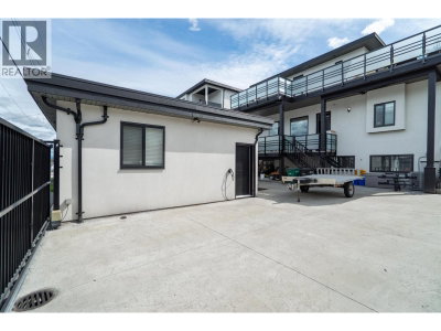 5675 LAUREL Street | Burnaby British Columbia | Slide Image Thirty-seven