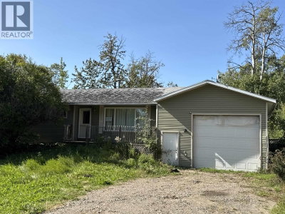 9707 WILLOW Road | Fort St. John British Columbia | Slide Image One