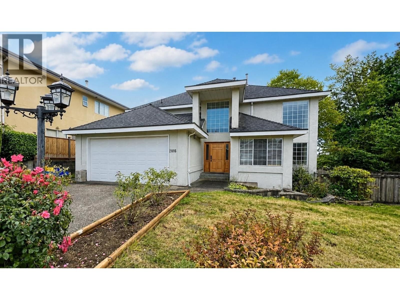 2016 WINTER Crescent, Coquitlam, British Columbia V3K 6T6