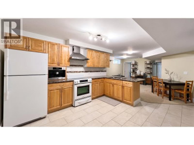 2016 WINTER Crescent | Coquitlam British Columbia | Slide Image Twenty-six
