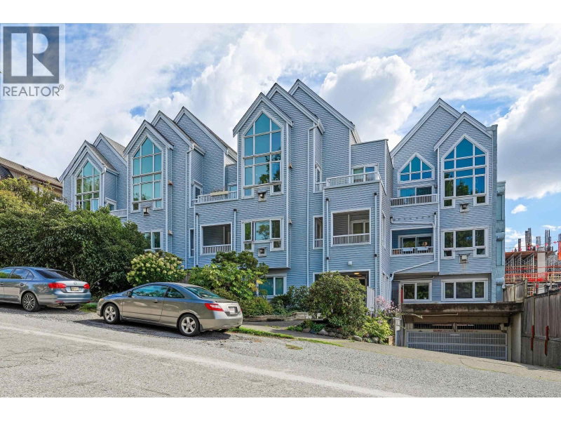 1330 GRAVELEY Street Vancouver British Columbia, V5L 3A2 - 2 Bedrooms Condo For Sale