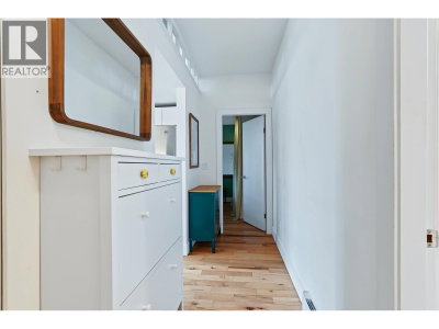 1330 GRAVELEY Street | Vancouver British Columbia | Slide Image Thirteen