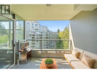9262 UNIVERSITY Crescent | Burnaby British Columbia | Slide Image Twenty-three