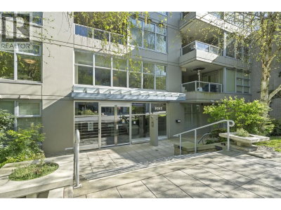9262 UNIVERSITY Crescent | Burnaby British Columbia | Slide Image Thirty-two