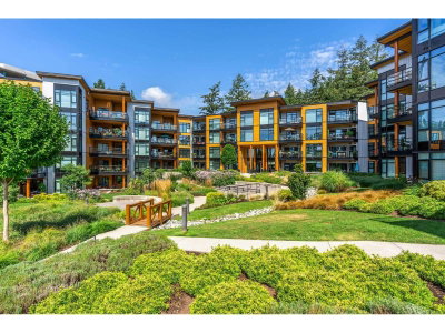 14855 THRIFT Avenue | White Rock British Columbia | Slide Image One