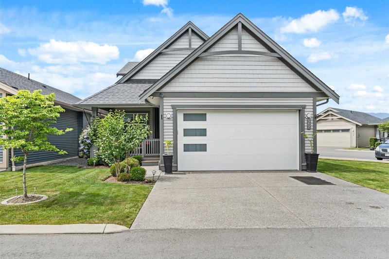 6211 CHILLIWACK RIVER Road Chilliwack British Columbia, V2R 6A7 - 2 Bedrooms Home For Sale