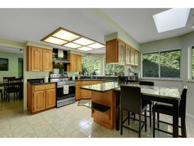 8182 140B Street | Surrey British Columbia | Slide Image Eight