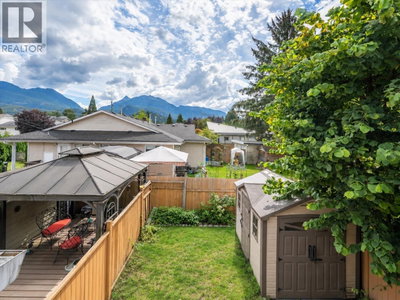 40327 DIAMOND HEAD Road | Squamish British Columbia | Slide Image Seventeen