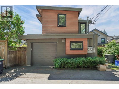 4481 15TH Avenue | Vancouver British Columbia | Slide Image Forty